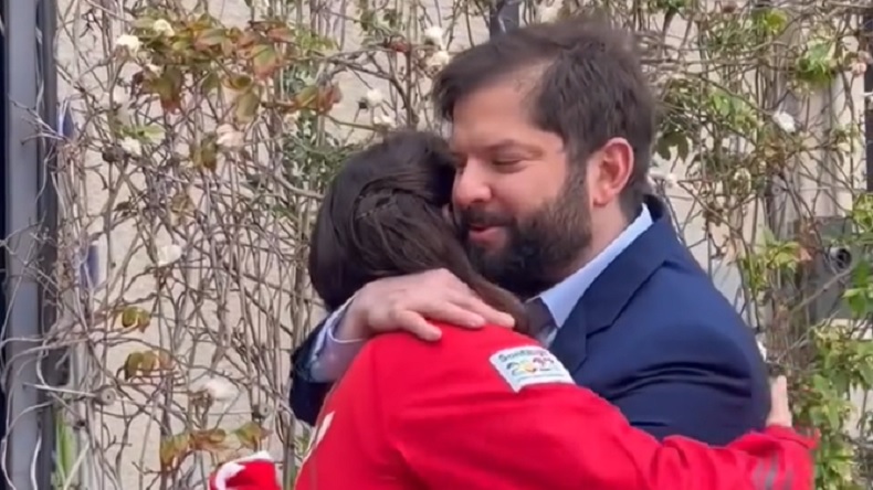 Presidente Boric tiene nueva polola, según periodista de farándula