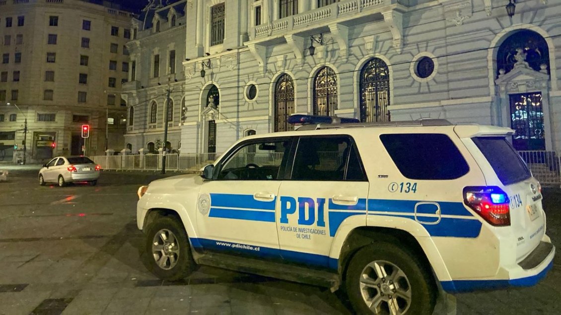 Dos detenidos por fatal pelea de comerciantes en la Plaza Sotomayor de Valparaíso