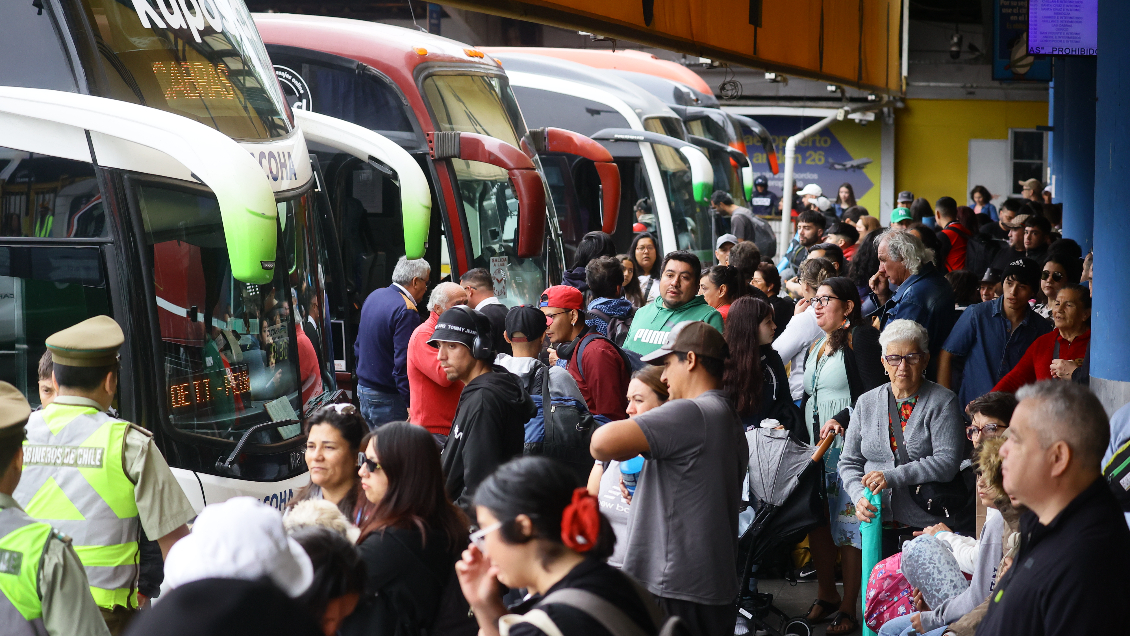 Alcalde de Estación Central propone al Gobierno poner militares en terminales de buses