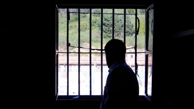   Senado vota proyecto para que presos de más de 70 años cumplan su pena en casa 