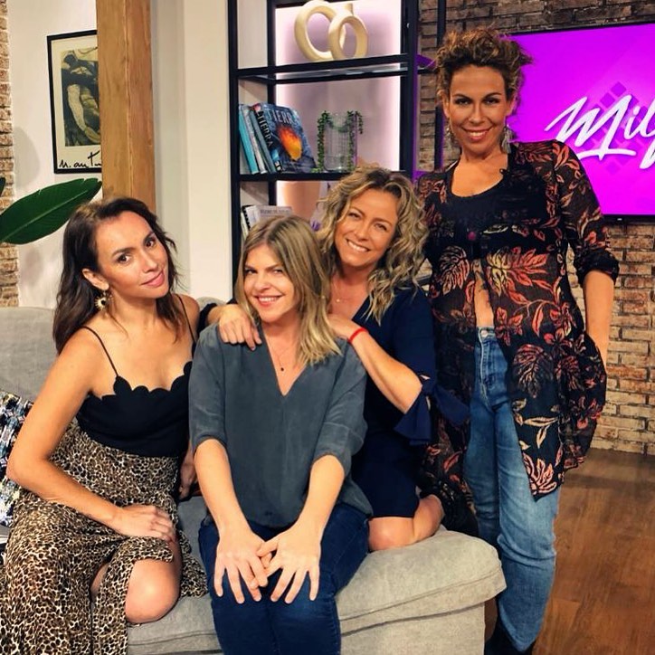 gaby del rio humorista las condes la humorista gaby del río junto a sus compañeras de milf