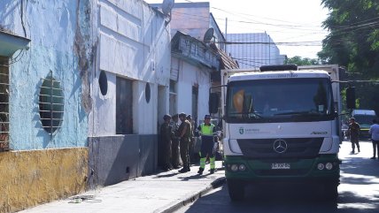 Municipalidad y Carabineros desalojaron vivienda tomada en Barrio Yungay  