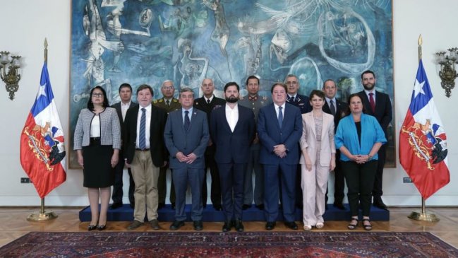 Cosena: Boric afirma que usará 