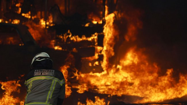 Fallecidos por incendios se mantienen en 131