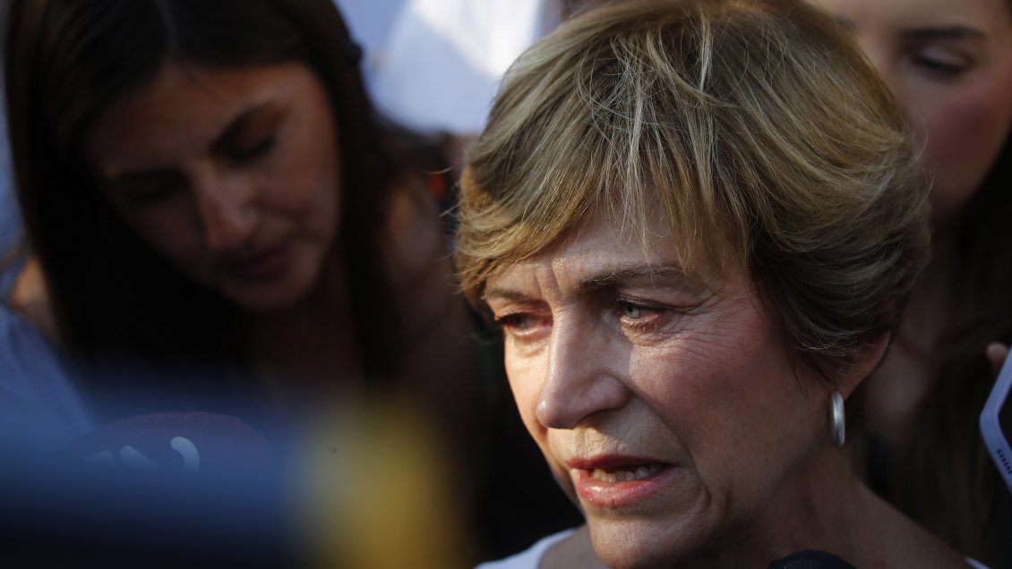 Matthei: Piñera siempre buscó una solución democrática para los problemas de Chile