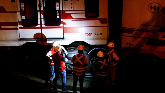Metro con servicio parcial en la Línea 1 por descarrilamiento de tren