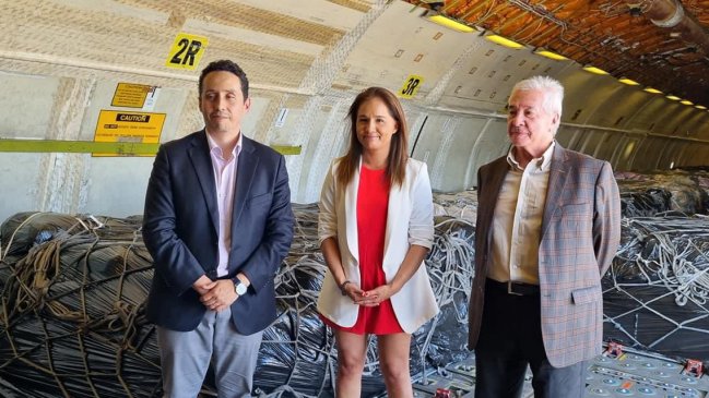 Aterrizó vuelo con 70 toneladas de ayuda humanitaria desde Bolivia para afectados por incendios