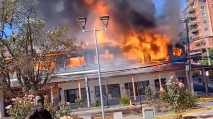   Incendio afecta a mall chino de Puerto Varas: Cuatro desaparecidos 