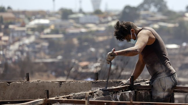Ministra Toro: Reconstrucción en Valparaíso podría superar los 1.000 millones de dólares