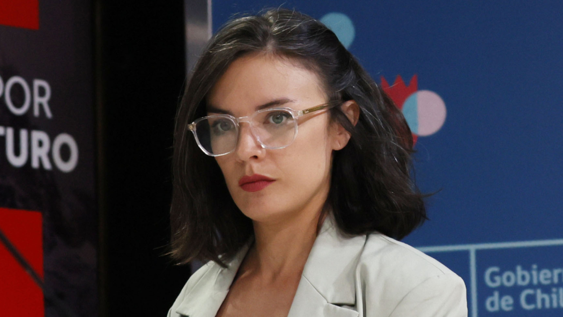 Vallejo respaldó a Crispi tras declaración de exseremi Contreras: 