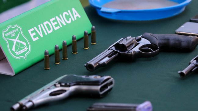 Carabineros reveló que 303 extranjeros fueron detenidos por porte ilegal de armas en 2023