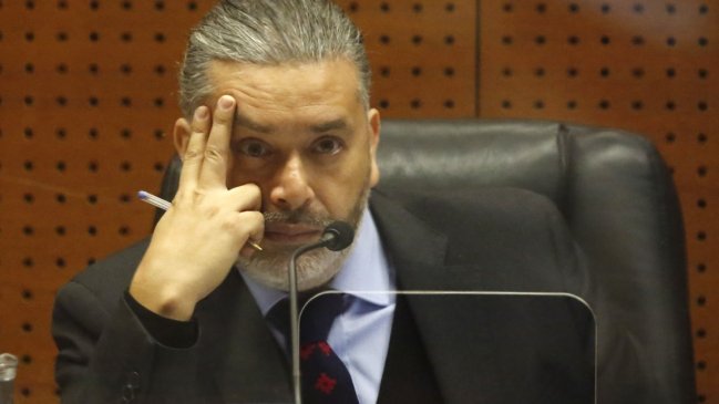 Oposición pide al Poder Judicial la expulsión del juez Daniel Urrutia