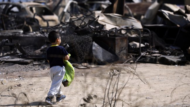 Incendios: Autoridades buscan que niños de zonas afectadas inicien sus clases en marzo