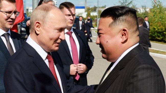 Putin le regaló un auto ruso a Kim Jong-un  