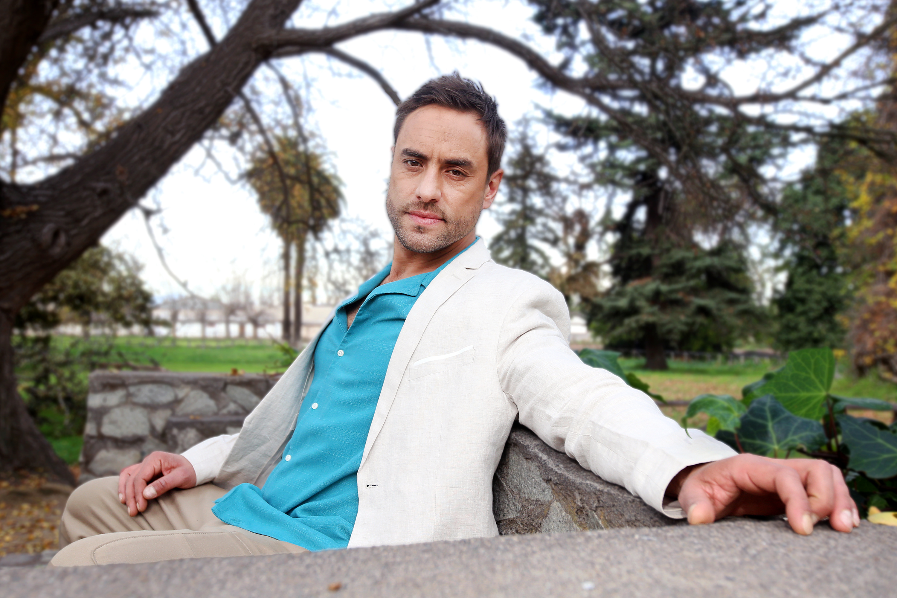 alvaro gomez como Gerardo Cruchaga en la teleserie Secretos de familia