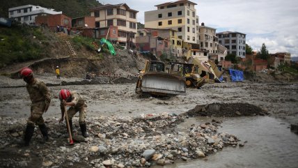 Las lluvias en Bolivia ponen en vilo a varios barrios de La Paz por el temor a derrumbes  