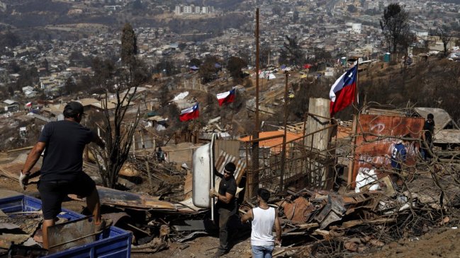 Encuesta Ipsos: 52% evalúa negativamente la respuesta del Gobierno ante los incendios