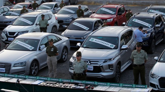   Menos de la mitad de los vehículos robados es recuperado, según Carabineros 