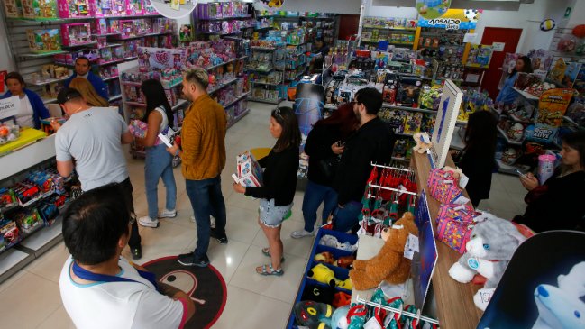 INE: Actividad del comercio creció 2,9 por ciento en enero