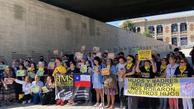 Madres chilenas recrearán con IA rostros de sus hijos robados en la dictadura militar