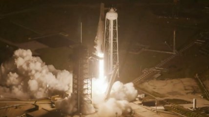   Tres estadounidenses y un ruso parten hacia la EEI en la octava misión comercial de NASA y Space X 