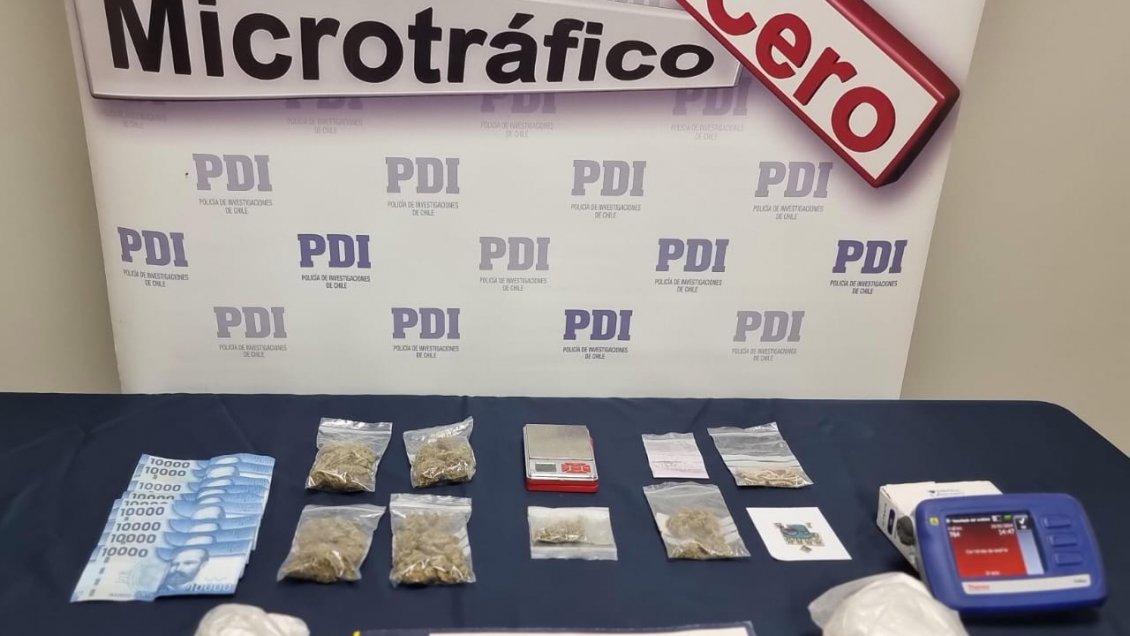 Mujer fue descubierta vendiendo droga en pleno centro de Villarrica