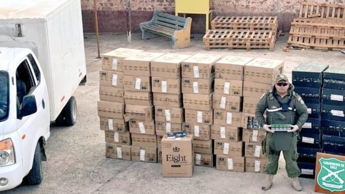 Carabineros interceptó millonario cargamento de cigarrillos de contrabando en María Elena