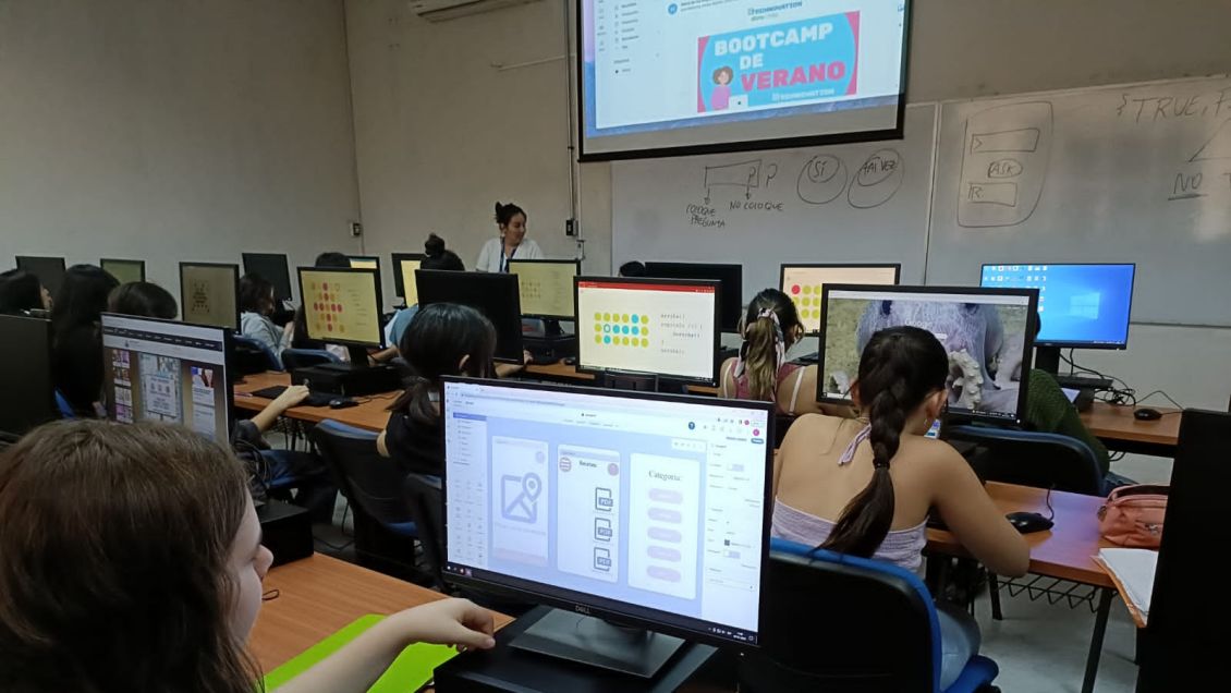 Technovation Girls ofrece 800 becas para que niñas aprendan programación