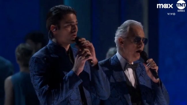Andrea Bocelli y su hijo Matteo realizaron aparición sorpresa cantando en los Oscar