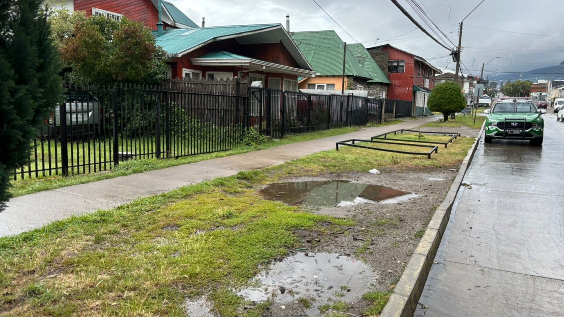 Carabinero que llevaba a sus hijos al colegio detuvo agresión a mujer en Coyhaique