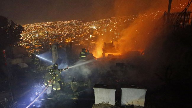Incendio en cerro Cordillera está contenido: Estiman 