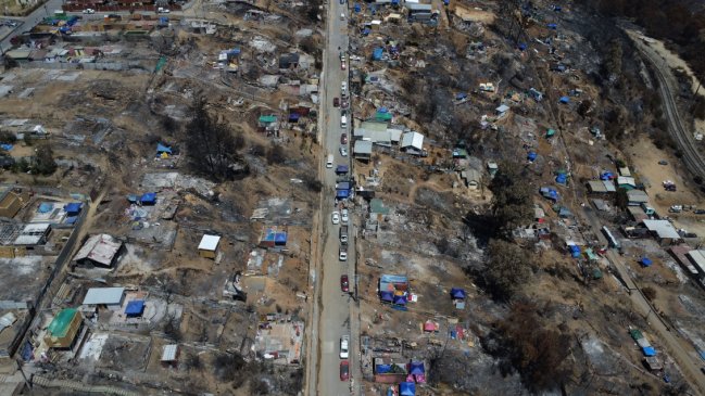 Damnificados por los incendios se manifestaron demandando soluciones habitacionales