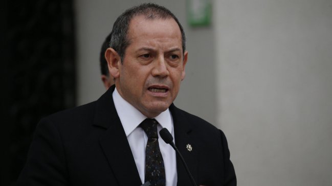 Senador Flores: El Gobierno titubeó con el director de la PDI y se le adelantó el CDE