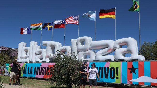 Cuatro detenidos por agredir a carabineros a la entrada del festival Lollapalooza