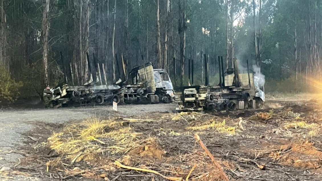 Ataque incendiario destruyó cuatro máquinas forestales en ruta de Freire