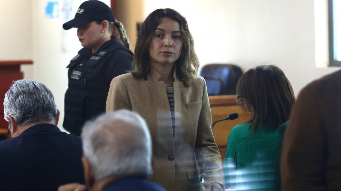 Fiscalía investiga si la PDI también filtró información a Camila Polizzi