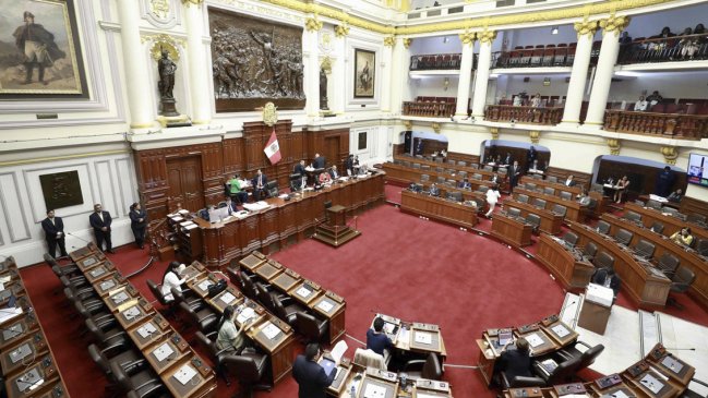 Gobierno peruano promulgó ley que restablece la bicameralidad del Parlamento