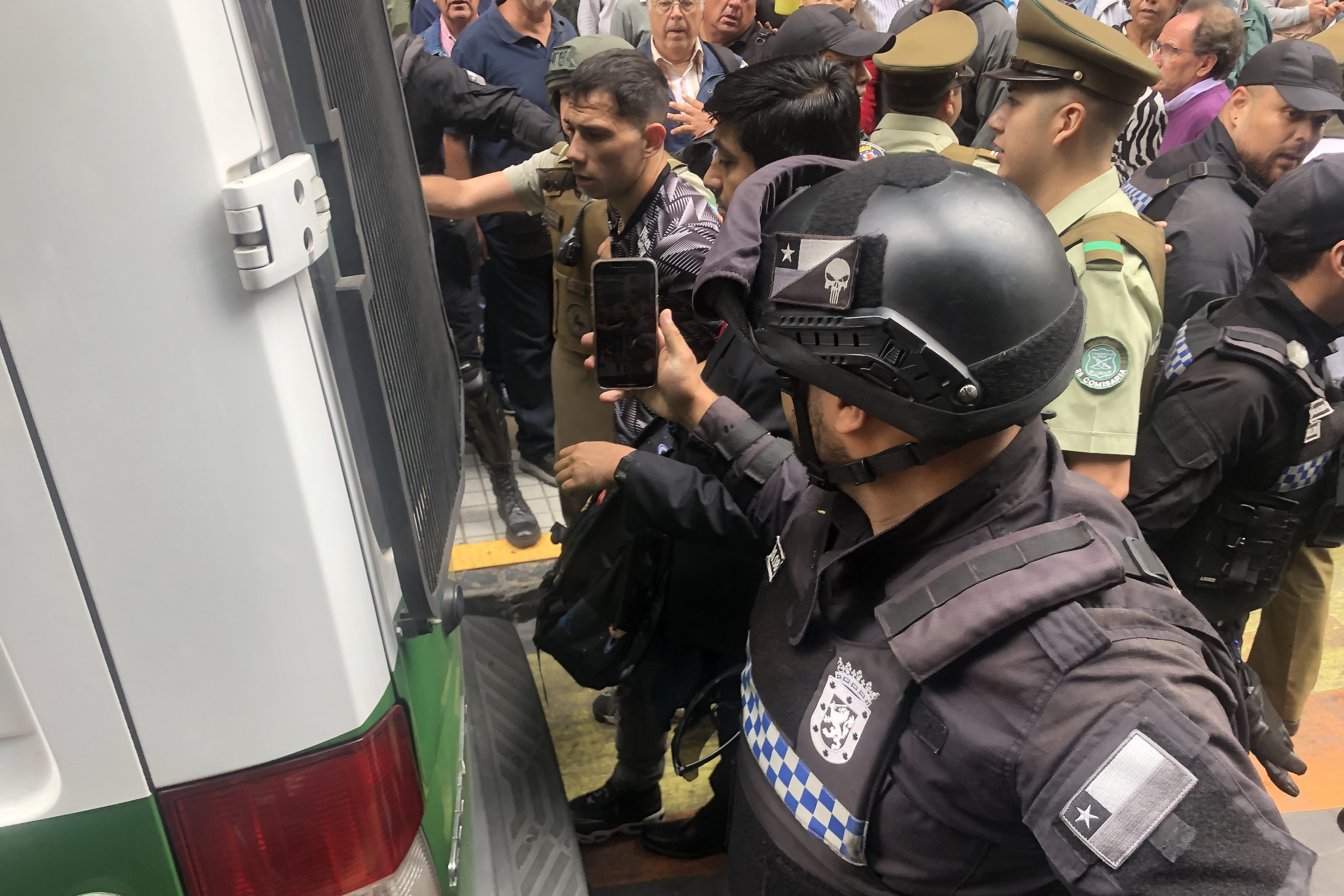 Millonario robo a casa de cambios en el Paseo Ahumada terminó con dos detenidos