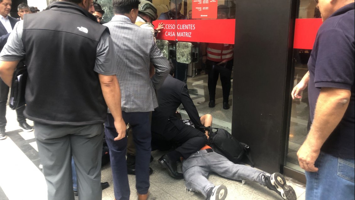 Millonario robo a casa de cambios en el Paseo Ahumada terminó con dos detenidos