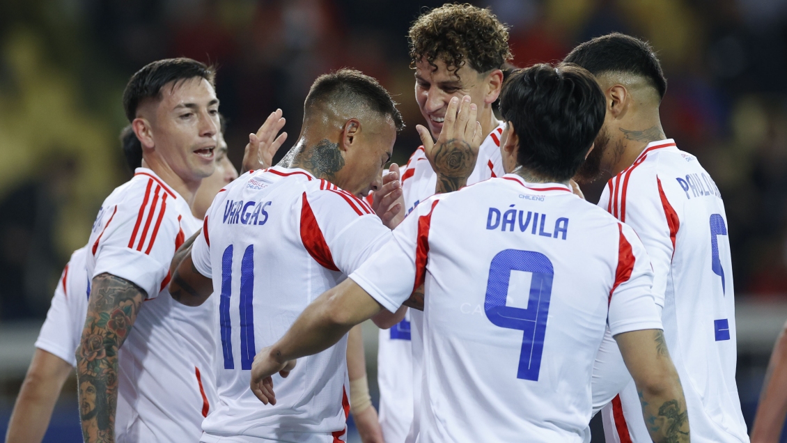 La Roja goleó a Albania y arrancó con el pie derecho la 