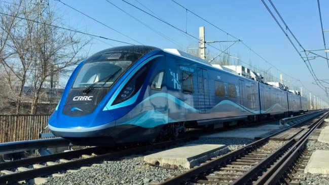 Primer tren urbano chino propulsado por hidrógeno completa prueba