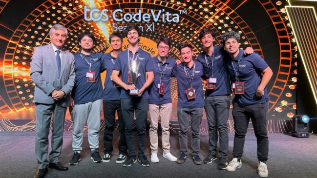 Universitario chileno fue coronado como el 