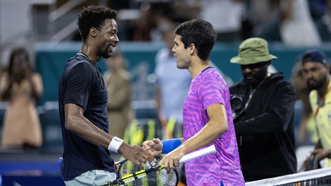 Carlos Alcaraz tumbó a Gael Monfils y avanzó a octavos en Miami