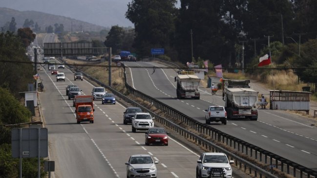   MOP: 412 mil vehículos saldrán de la capital en Semana Santa 