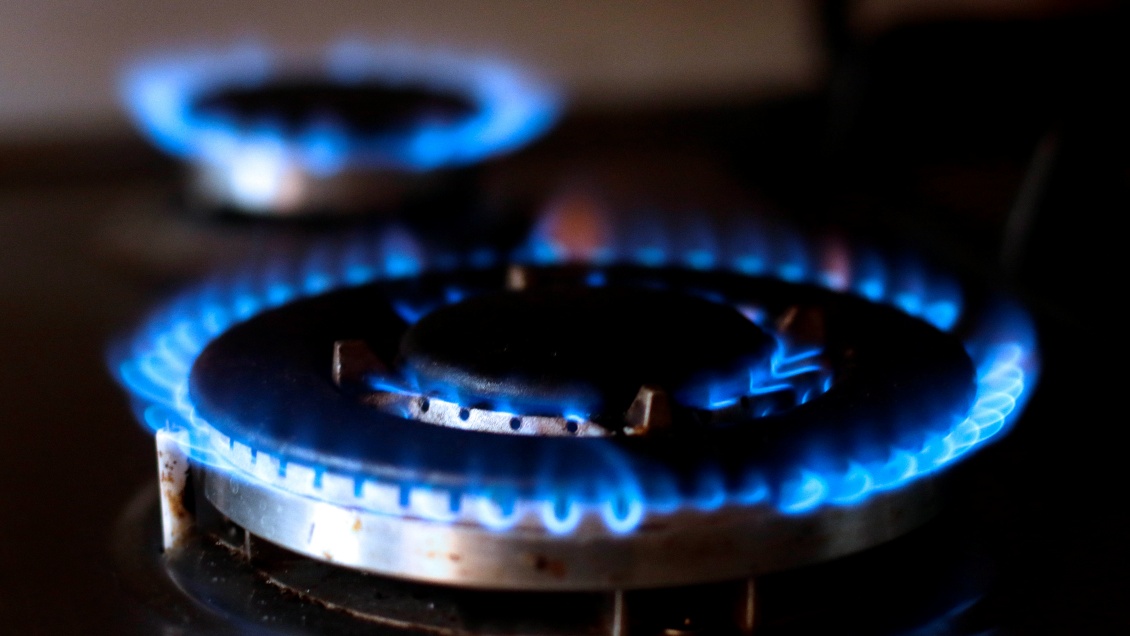 Prevén alza superior a 300% del precio del gas en Argentina