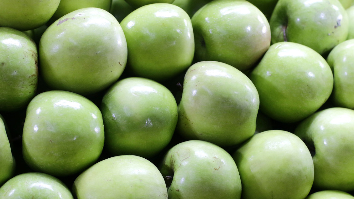 Temperaturas extremas de verano causaron efectos negativos en las manzanas