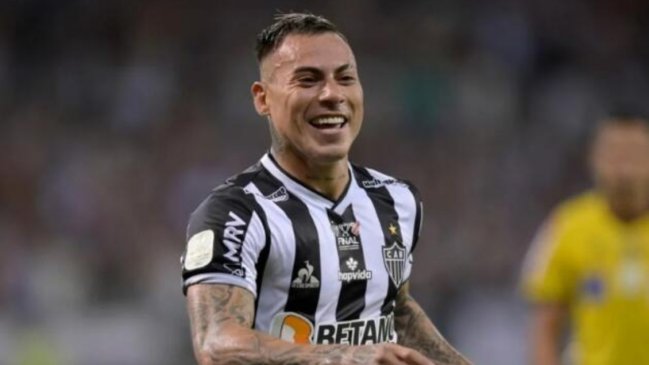 Prensa brasileña aseguró que Eduardo Vargas quiere seguir en Atlético Mineiro
