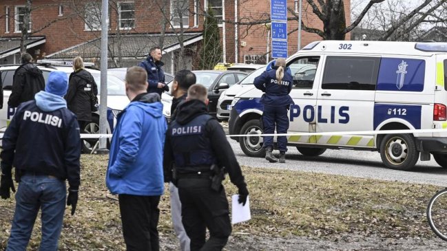 Niño disparó contra sus compañeros en colegio de Finlandia: uno murió