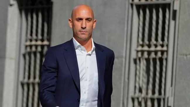 Rubiales quedó en libertad aunque se le embargó un auto de lujo y cuentas bancarias