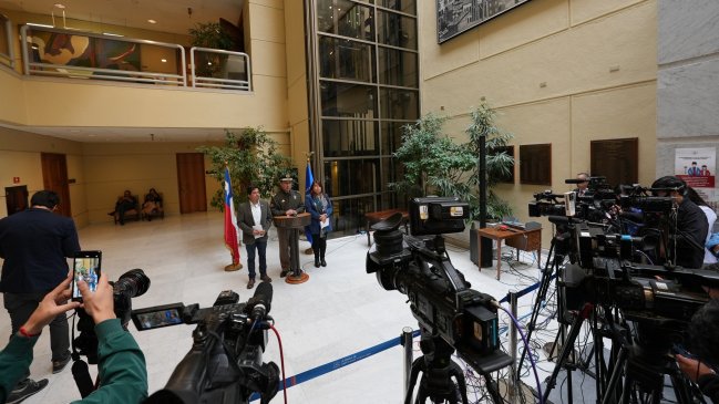 Buscan aumentar sanciones a quienes interrumpan desplazamiento de Bomberos